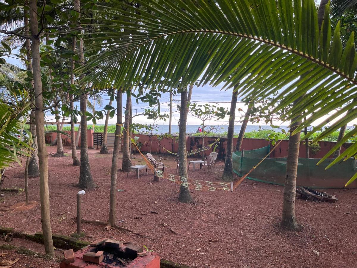 Kizhunna Rock Beach House Kannur Exterior foto